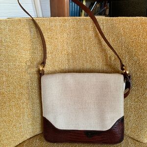 AIGNER Elegant Cream and Brown Jute and Cotton Shoulder Bag with Leather Trim